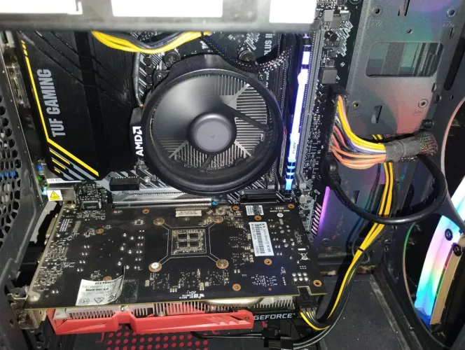 Placa de vídeo GTX 1650 super 