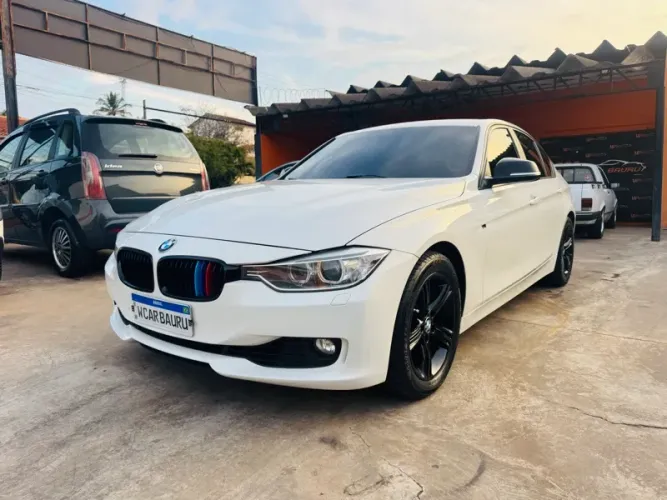 BMW 320I A 2.0 Turbo/activeflex 16V 184cv 4P 2015