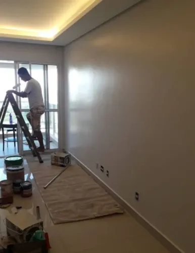 Marido de aluguel Pequenos reparos e pintura