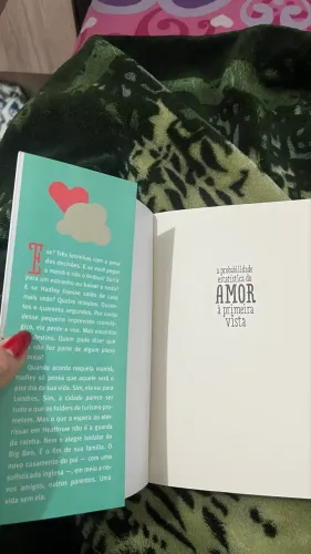 A Probabilidade Estatística do Amor à Primeira Vista - Estado de Novo