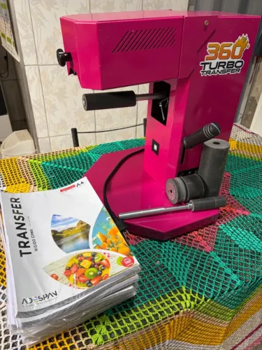 Prensa Transfer Giro 360 cor Rosa 220v Painel digital