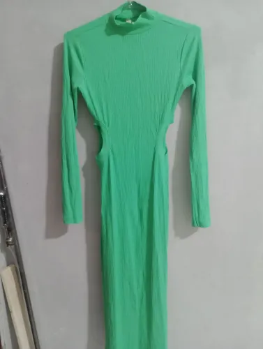 Vestido canelado