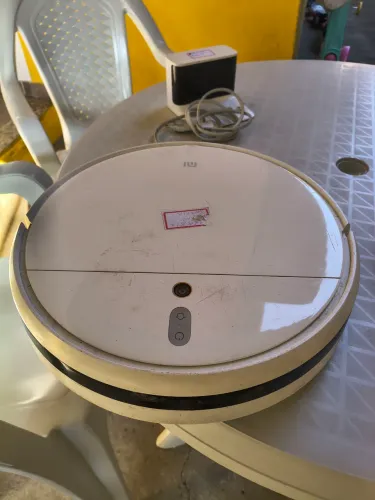 Robô Aspirador Xiaomi Mi Robot Vacuum - Com defeito na bateria