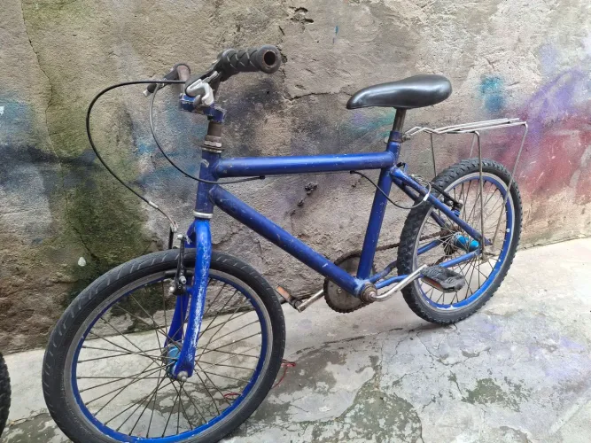 Bicicleta infantil azul