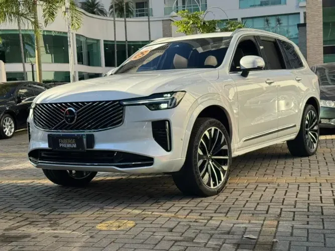 Volvo XC 90 T-8 Ultra 2.0 AWD (híbrido) 2025