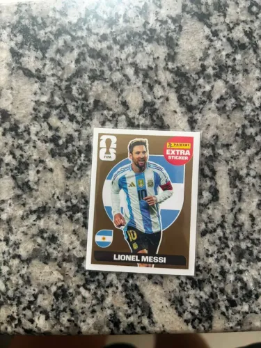 Figurinha Extra Sticker do Lionel Messi Ouro da Copa do mundo de 2026