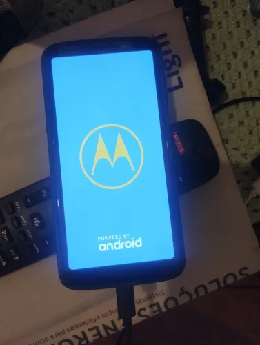 Moto z3play com defeito 