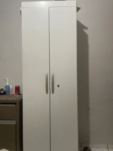 Sapateira guarda-roupa