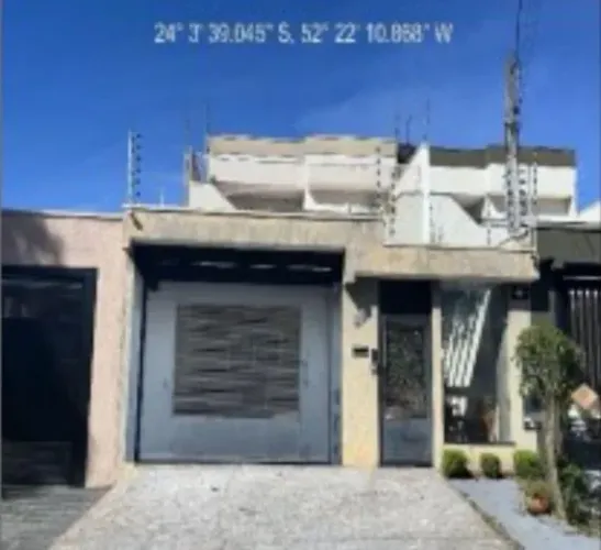 Vendo casa/sobrado em Campo Mourão PR