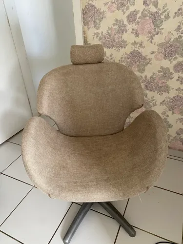 Cadeira reclinável salão/barbearia/cabeleireira 