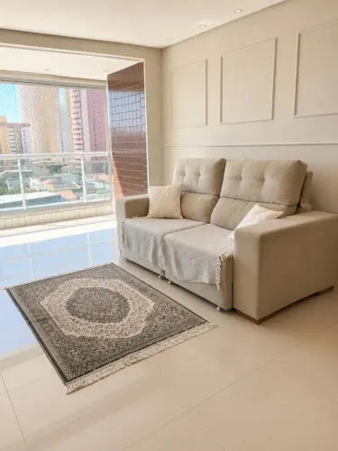 Imóvel para aluguel possui 92 metros quadrados com 3 quartos em Fátima - Fortaleza - CE