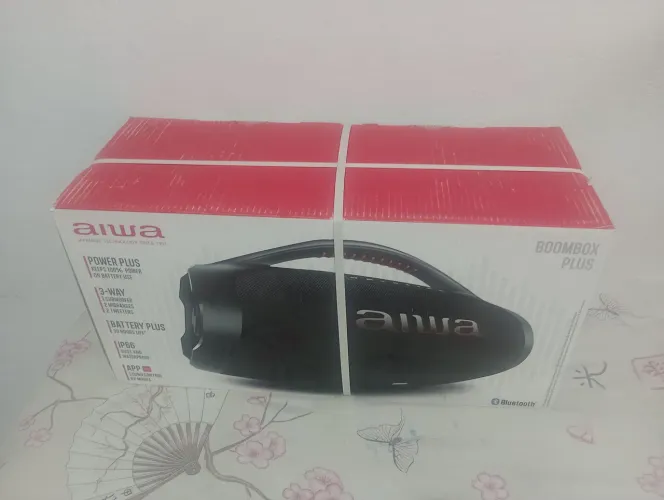 Caixa de som boombox plus aiwa