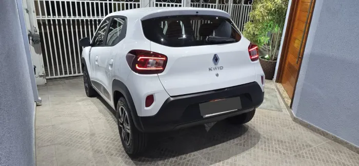 Renault Kwid Intense 1.0 Flex 12V 5P Mec. 2022