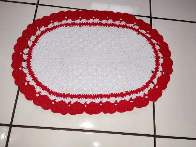 Tapete de crochê feito a mão 