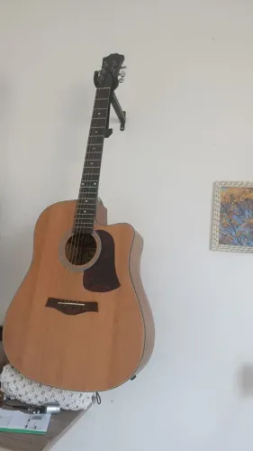 Violão Folk Elétrico de aço com cuteway (troco em celular de meu agrado, violão revisado)