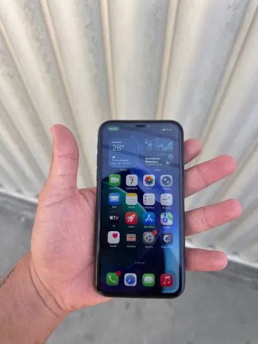 VENDO IPHONE 11 (PRETO)