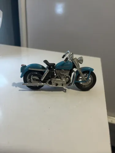 Miniatura Moto 1977 Fxs Low Rider - Maisto - 1:18
