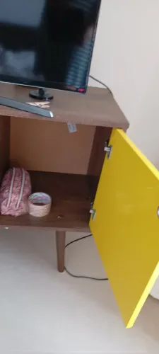 Móvel Rack sala tv em bom estado L-110 cm, A - 67cm , Prof - 37