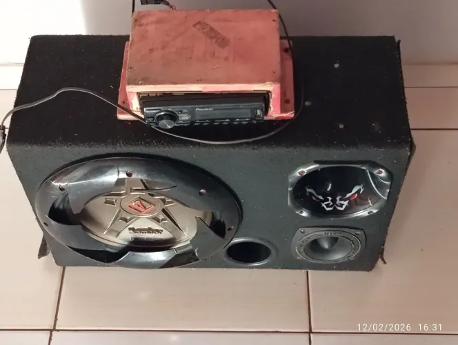 Som automotivo