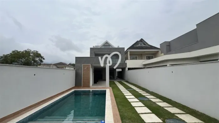 CASA TRIPLEX À VENDA NA ILHA DE GUARATIBA CONDOMÍNIO RESERVA DAS GARÇAS