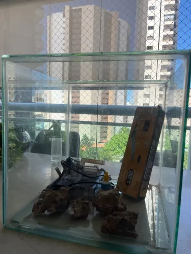 AQUARIO 40x40x40 + rochas dragon stone + luminaria soma s-300 + filtro soma hf 500