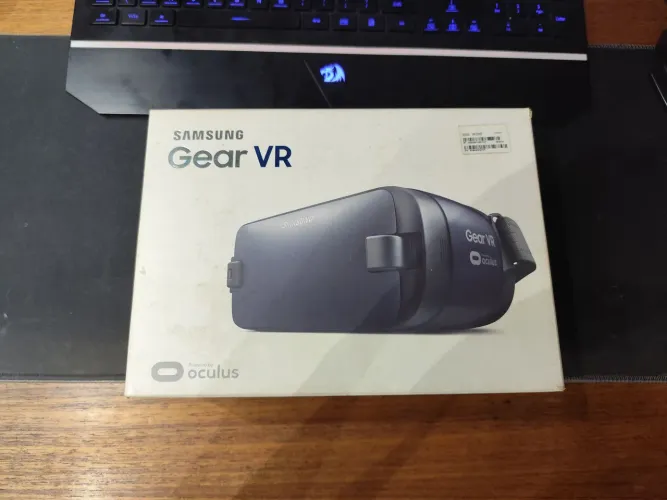 Óculos de Realidade Virtual Samsung Gear VR (Na Caixa)
