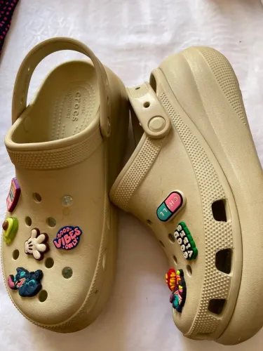 Crocs feminino