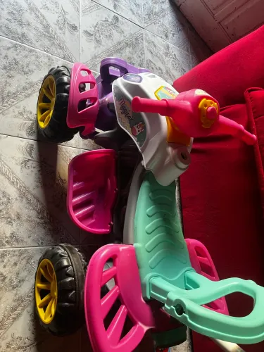Vendo quadriciclo Maral infantil