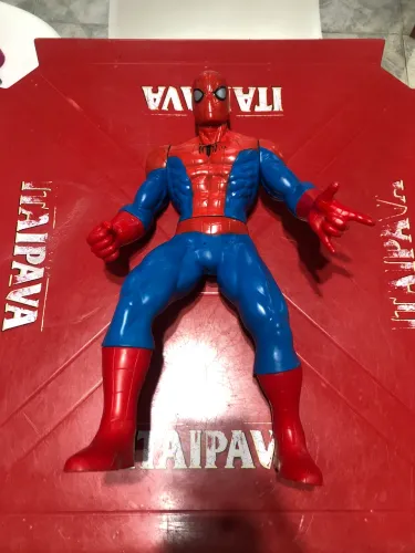 Boneco do Homem-Aranha