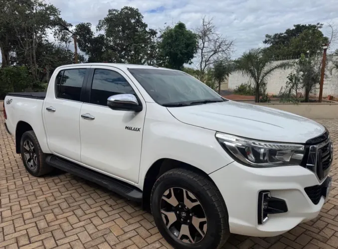 Toyota Hilux CD SRX 4X4 2.8 TDI 16V Diesel Aut. 2019