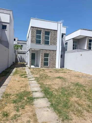Casa Duplex no Residencial alegria
