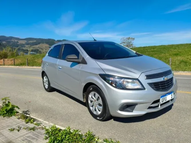 Chevrolet Onix JOY Hatch 1.0 8V Flex Mec. 4P 2019