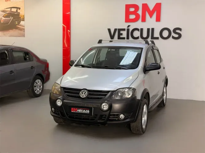 Volkswagen Crossfox 1.6 MI Total Flex 8V 5P 2009