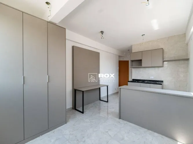 Studio semi-mobiliado para alugar, 22 m² por R$ 2.505/mês - Rebouças - Curitiba/PR