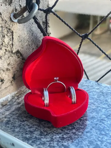 Alianças de aço inoxidável 