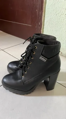 BOTA MOLECA USADA