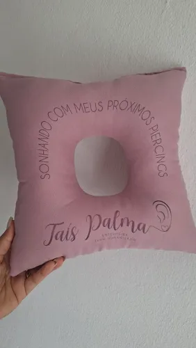 Almofada travesseiro com espaço central p12