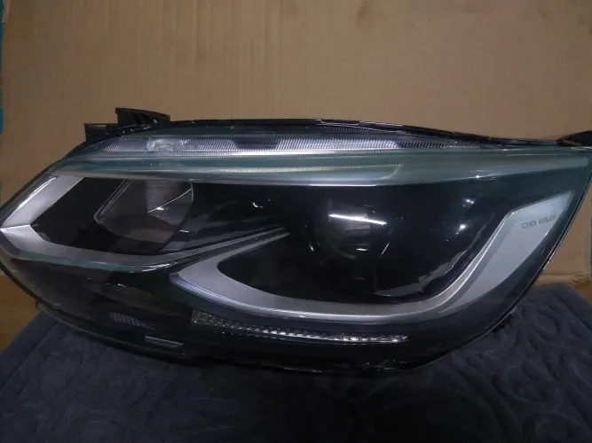 Farol lado esquerdo ONIX PLUS PREMIER