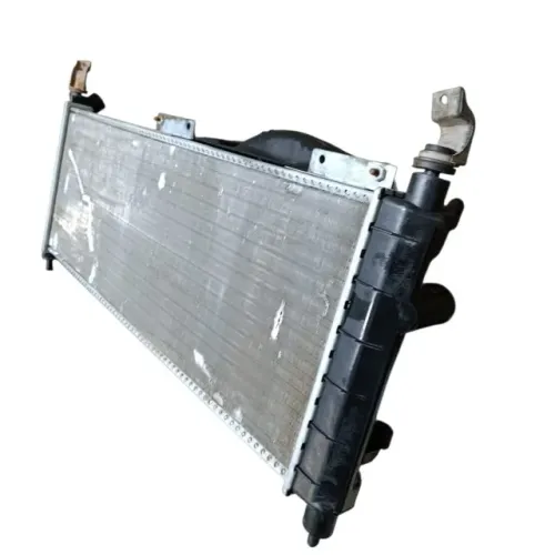 RADIADOR COM VENTOINHA SEM AR GM CORSA 2003/2010 - *