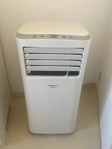 AR CONDICIONADO PORTÁTIL MIDEA