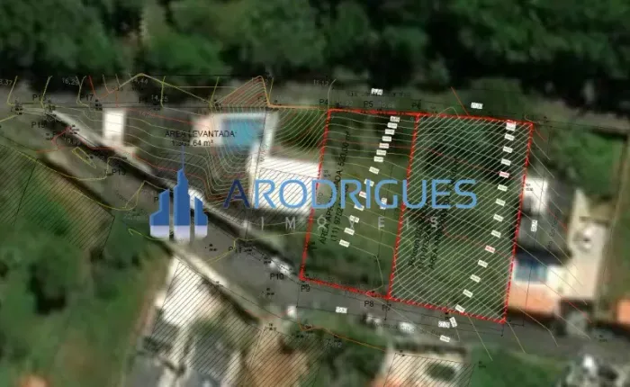Terreno à Venda em Pituaçu: Excelente Localização, Oportunidade Imperdível!