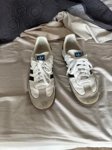 Adidas samba