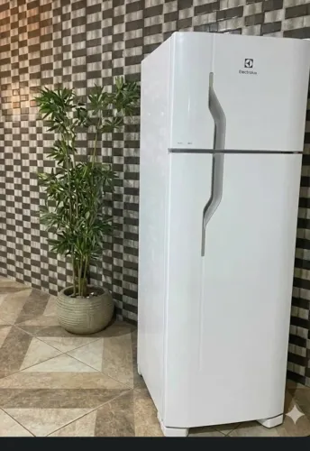 Geladeira ESTÁDO DE NOVA com frete grátis e garantia