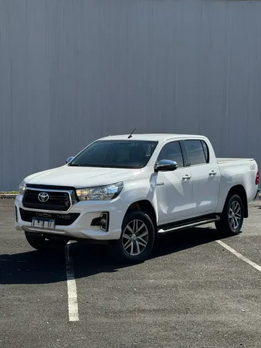 Toyota Hilux CD SRV 4X4 2.8 TDI Diesel Aut. 2019