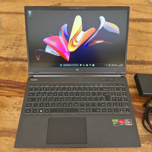 Notebook Gamer Avell RTX 4050 6GB Ryzen 7 16GB DDR5 165Hz - LEIA O ANÚNCIO