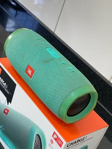 Vendo JBL Charge 3 Na Caixa