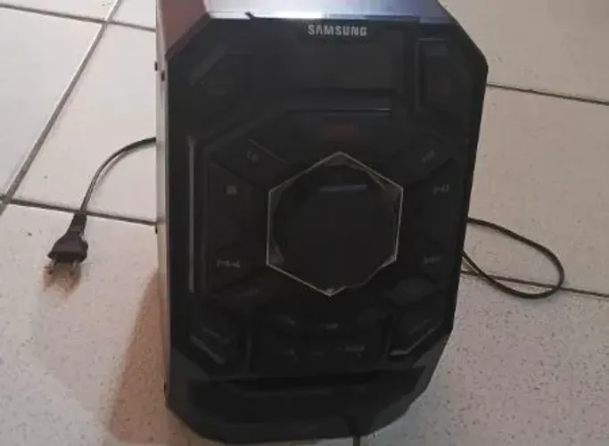 Samsung Giga Sound Blast