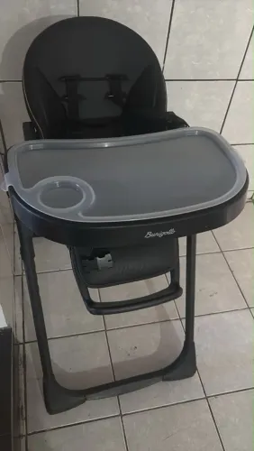 Cadeirinha de alimentação