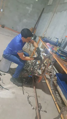 Manutenção de caminhões VW e Mercedes 