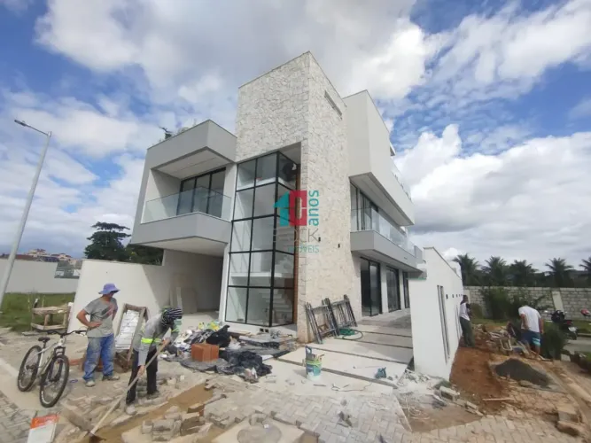 Recreio dos Bandeirantes | Casa de Condomínio 4 quartos, sendo 4 suites